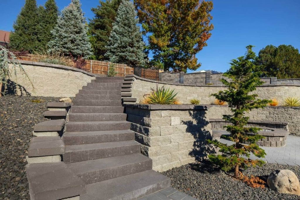 trusted retaining wall installation experts in Kennewick, WA
